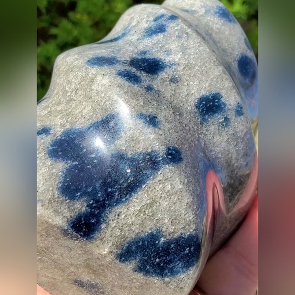 Authentic K2 (Azurite in Granite) Carved Flame from Pakistan - Picture 12 of 16